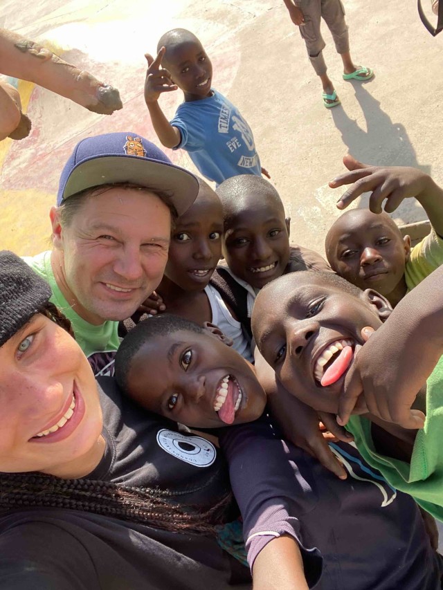 skate aid Africa Afrika Titus Ditmann Skateboarding Simon Gosejohan Ruanda Rwanda SOS Kinderdorf Kigali Maik Girsch Tobias Egelkamp 